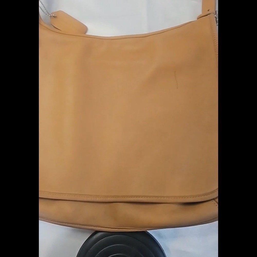 Vintage Coach 9134 Tan Hippie Flap Saddle Crossbody